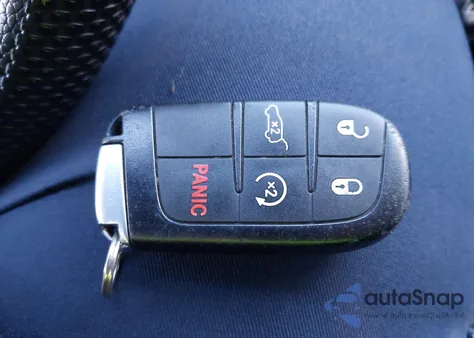 2020 Jeep Grand Cherokee Altitude 4X4/Laredo 4X4/Laredo E 4X4/North Edition 4X4/Upland 4X4 из США, поврежденный, VIN 1C4RJFAG0LT293596